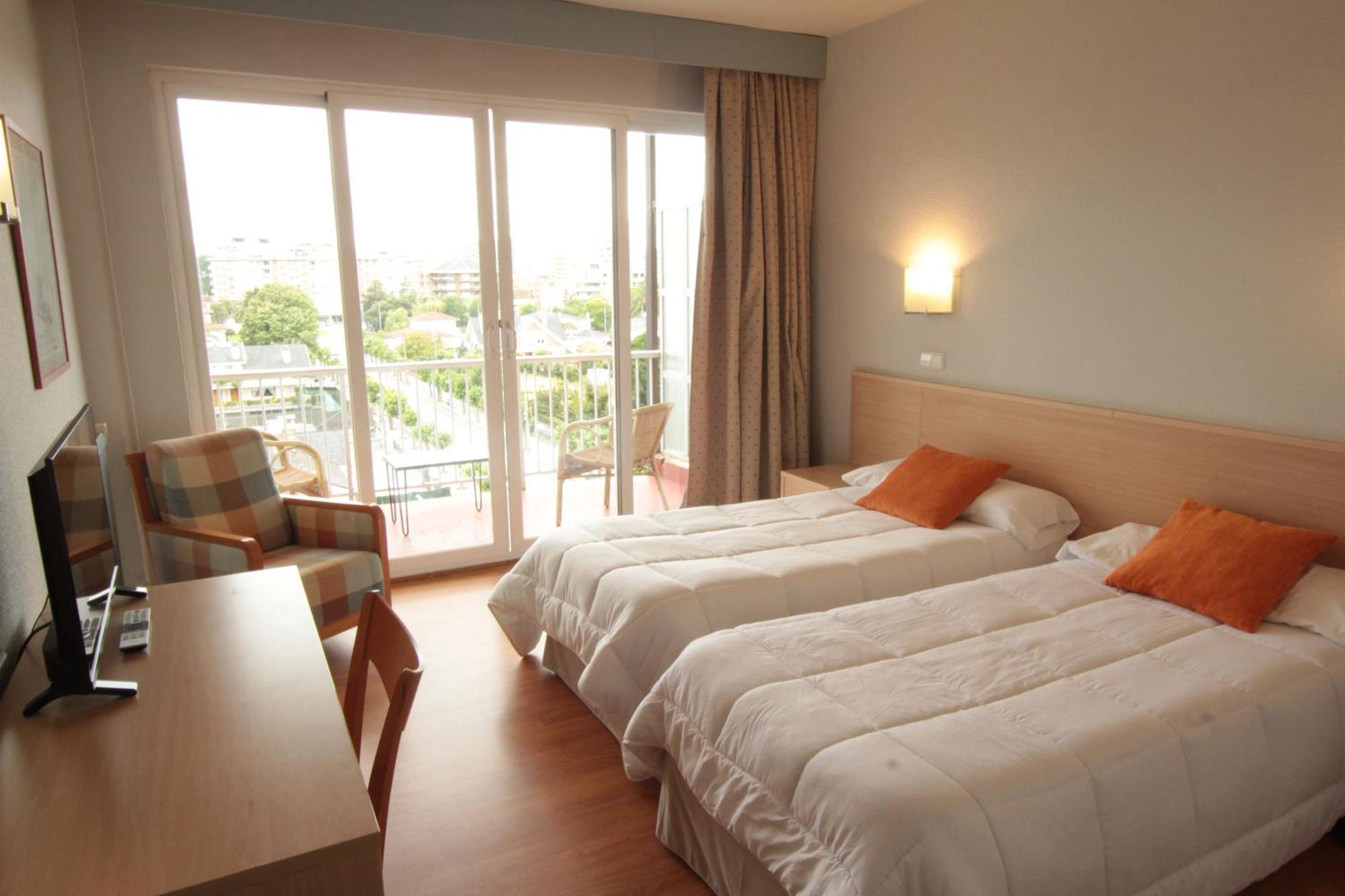 Hotel Cosmopol Ларедо Экстерьер фото