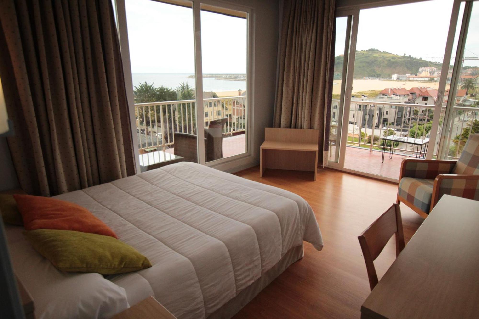 Hotel Cosmopol Ларедо Экстерьер фото